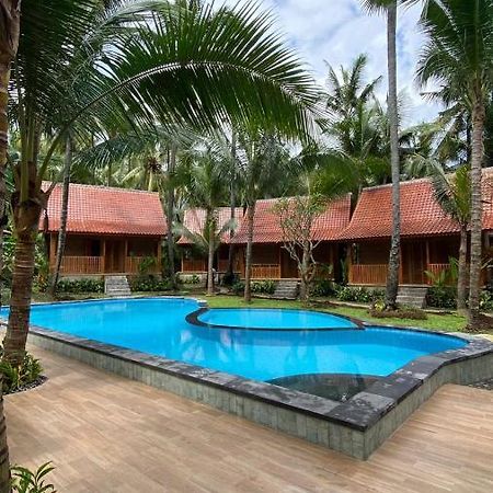 Villa Lova Sambirenteng Gretek Exterior foto
